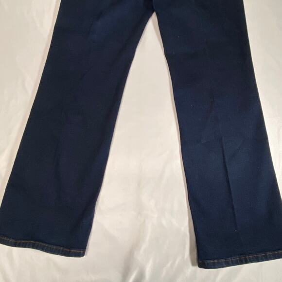 Levi’s 512 Perfectly Slimming Womens Jeans Bootcut Stretch Size 12M Dark Wash - Picture 7 of 14